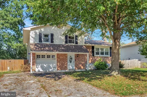 21 Chancellor Dr, Newark, DE 19713 photo 3