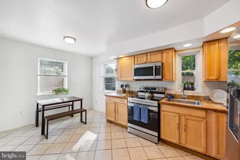 401 Bethune Dr, Wilmington, DE 19801