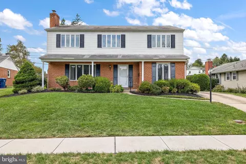 2517 Kittiwake Dr, Wilmington, DE 19805