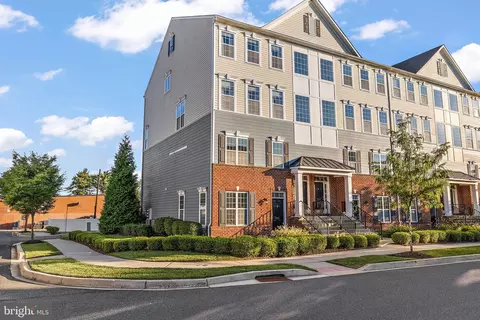 1096 Worth Ln, Claymont, DE 19703