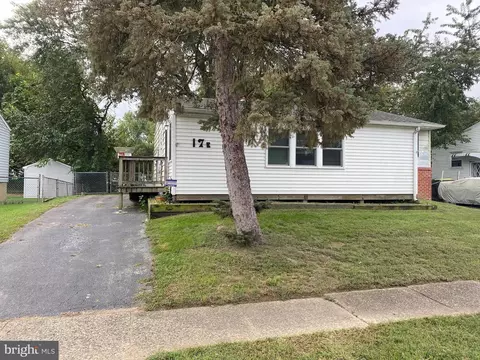 17 E Balbach Ave, New Castle, DE 19720
