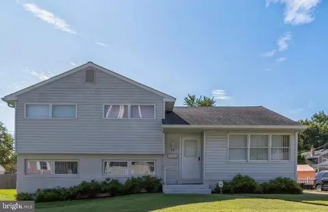 45 N Avon Dr, Claymont, DE 19703
