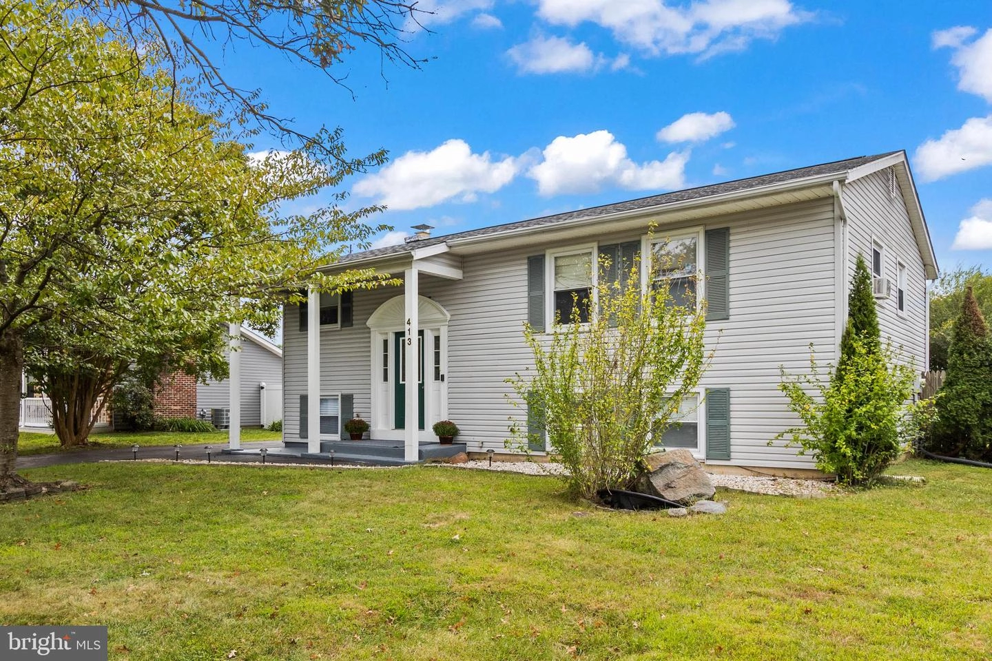 413 Longfield Rd, Newark, DE 19713 photo 1