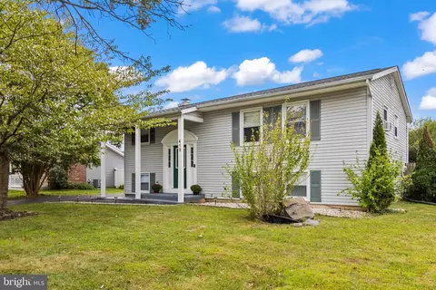 413 Longfield Rd, Newark, DE 19713