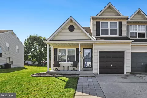 658 Warren Dr, Middletown, DE 19709