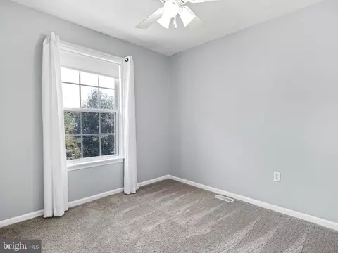 110 Mcmullen Cir, Bear, DE 19701 photo 11