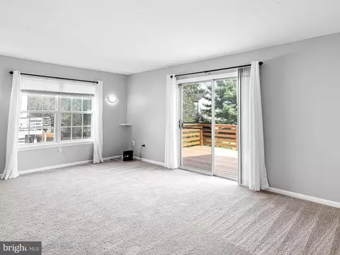 110 Mcmullen Cir, Bear, DE 19701 photo 3