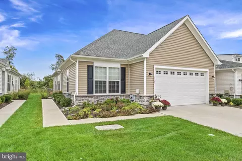 1425 Whispering Woods Rd, Middletown, DE 19709