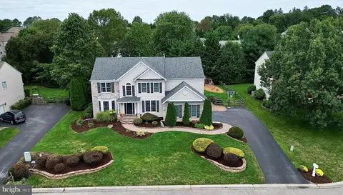 10 Wyndom Ct, Hockessin, DE 19707