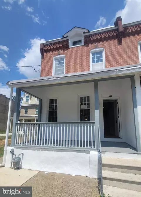211 W 25th St, Wilmington, DE 19802