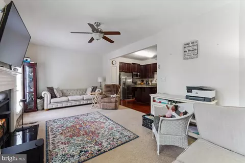 367 Latrobe Dr, Newark, DE 19702 photo 6