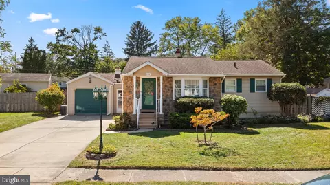 219 Kingsley Dr, Newark, DE 19711
