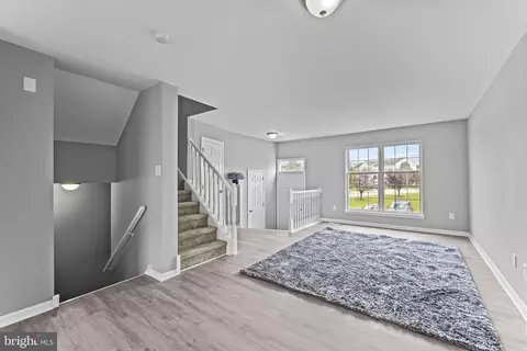 4 S Sherman Dr, Bear, DE 19701 photo 7