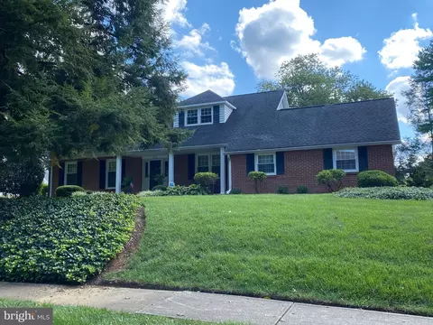 512 Rothbury Rd, Wilmington, DE 19803