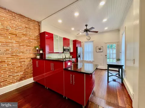 1807 N West St, Wilmington, DE 19802