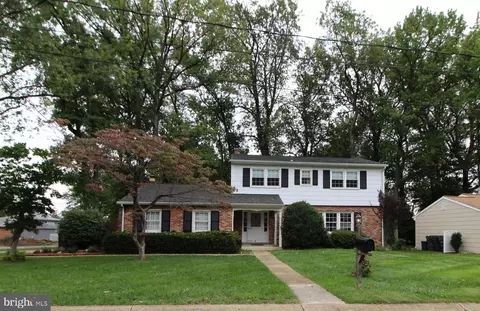 2 Liane Rd, Wilmington, DE 19809