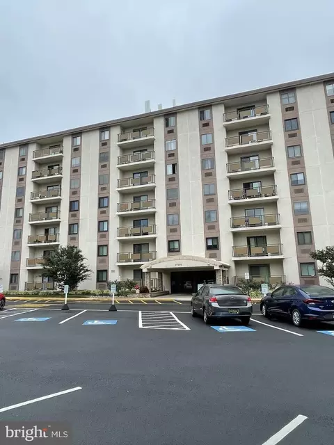 27507 Valley Run Dr #507, Wilmington, DE 19810