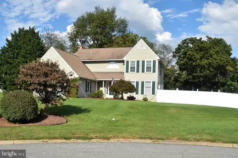 2 Oakridge Ct, Newark, DE 19711 photo 9