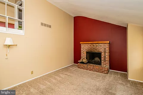 15 Garrett Rd, Newark, DE 19713 photo 3