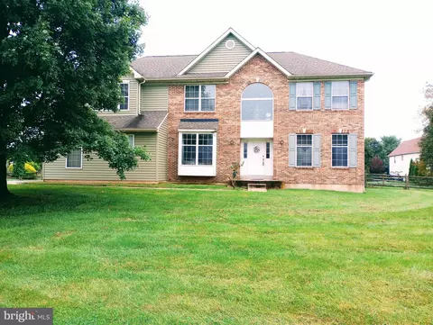 233 Cornwell Dr, Bear, DE 19701