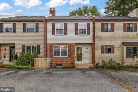 3 Cartier Ct, Newark, DE 19711