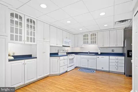 614 Loveville Rd #B4G, Hockessin, DE 19707