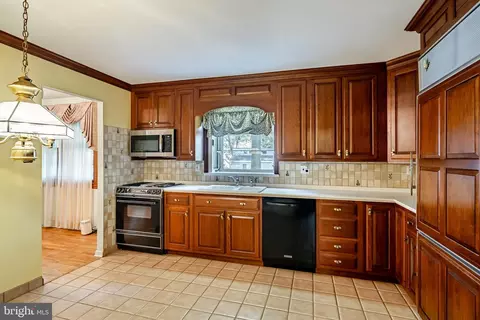 7 Kitty Ln, Newark, DE 19713 photo 18