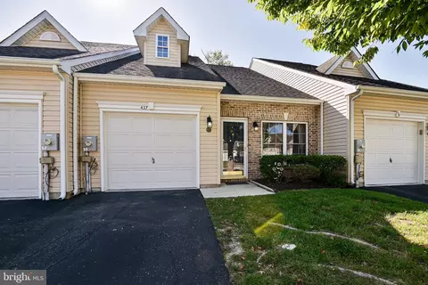 437 Sweetman Dr, Bear, DE 19701