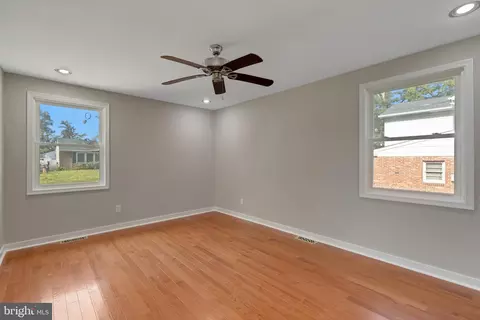 41 E Cherokee Dr, Newark, DE 19713 photo 17