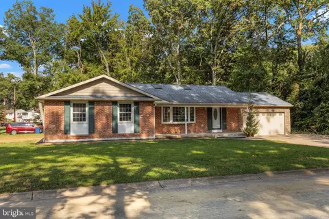 41 E Cherokee Dr, Newark, DE 19713 photo 3