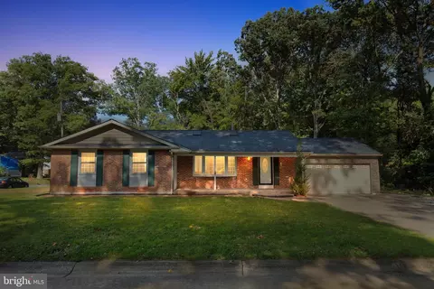 41 E Cherokee Dr, Newark, DE 19713