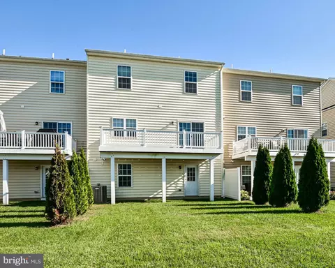 534 Equinox Dr, Bear, DE 19701 photo 2