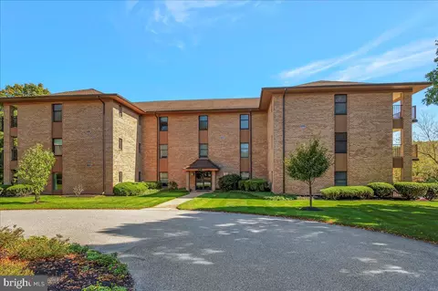 3207 Falcon Ln #SUITE 319, Wilmington, DE 19808