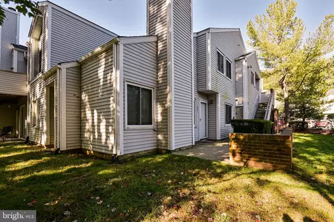 305 Michelle Ct #13, Newark, DE 19711