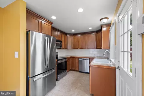 1 Laurel Ave # A, Newark, DE 19711 photo 8