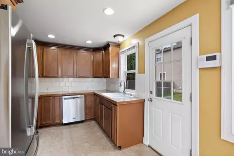 1 Laurel Ave # A, Newark, DE 19711 photo 9
