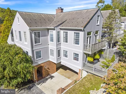 59 Millstone Ln, Rockland, DE 19732