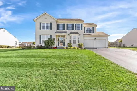 12 Mailly Dr, Townsend, DE 19734
