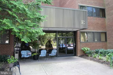614 Loveville Rd #E3G, Hockessin, DE 19707