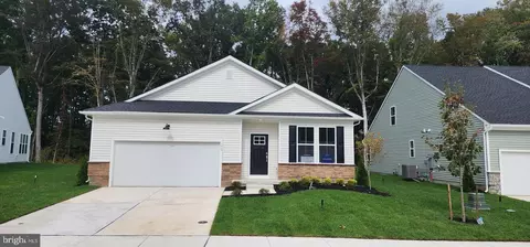 1017 Shannon Falls Dr, Newark, DE 19702