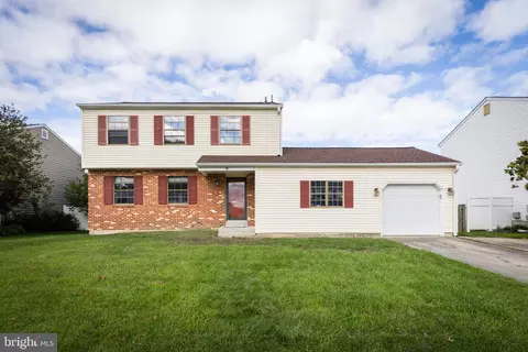 9 Flint Hill Dr, Newark, DE 19702