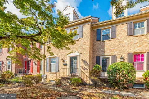 1131 N Broom St, Wilmington, DE 19806