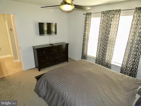 9 E Christina Pl, Newark, DE 19702 photo 20