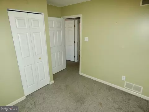 9 E Christina Pl, Newark, DE 19702 photo 25