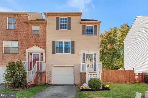 219 Bellwether Ct, Newark, DE 19702