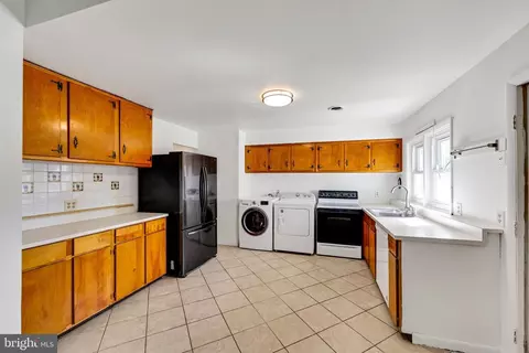11 E Stephen Dr, Newark, DE 19713 photo 9