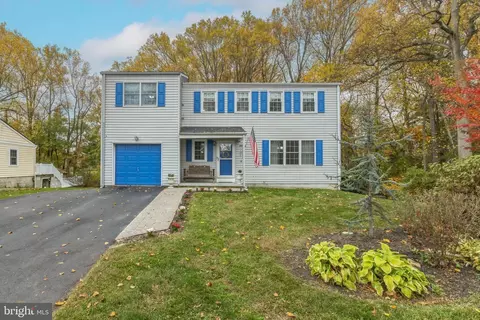 241 Laurel Ave, Newark, DE 19711