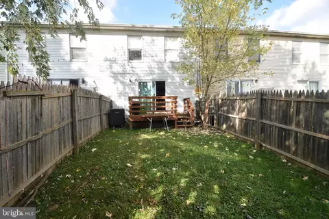 8 Whitburn Pl, Newark, DE 19702 photo 4