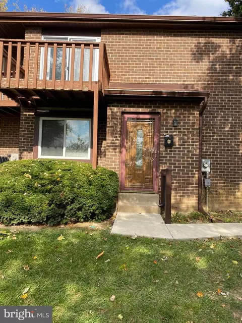 3301 Golf View Dr #3313, Newark, DE 19702