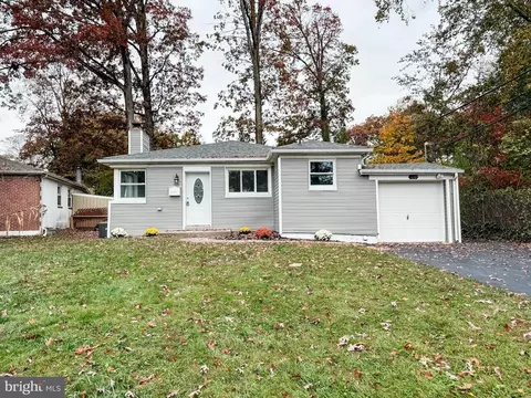 100 Glenhaven Ln, Wilmington, DE 19804
